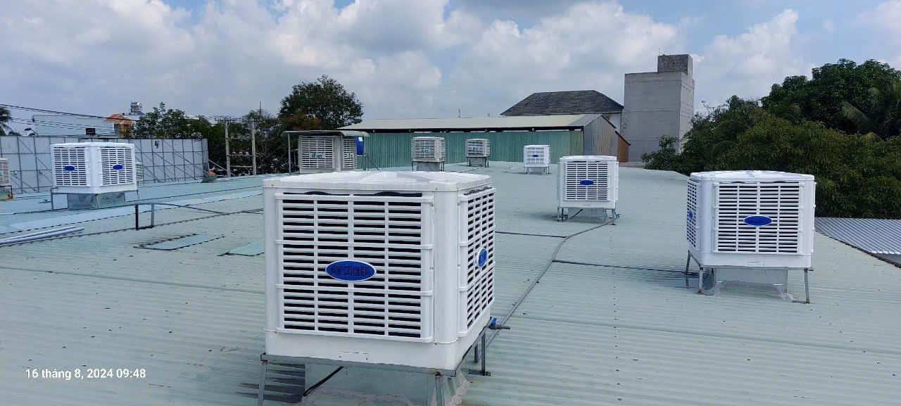 Lắp đặt hệ thống làm mát, máy hút công nghiệp 1